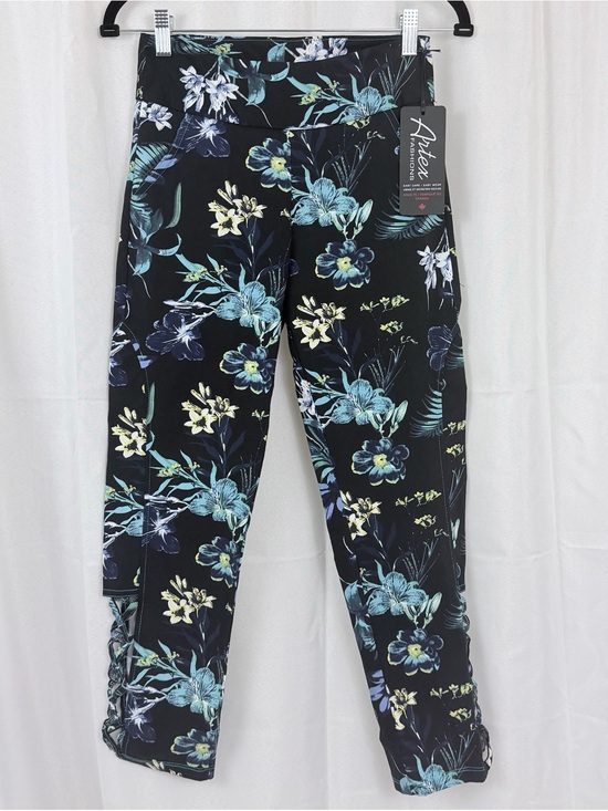 Artex Pants - Artex Active Floral Ankle Length Leggings - Black w/ Botanical Floral Small NWT